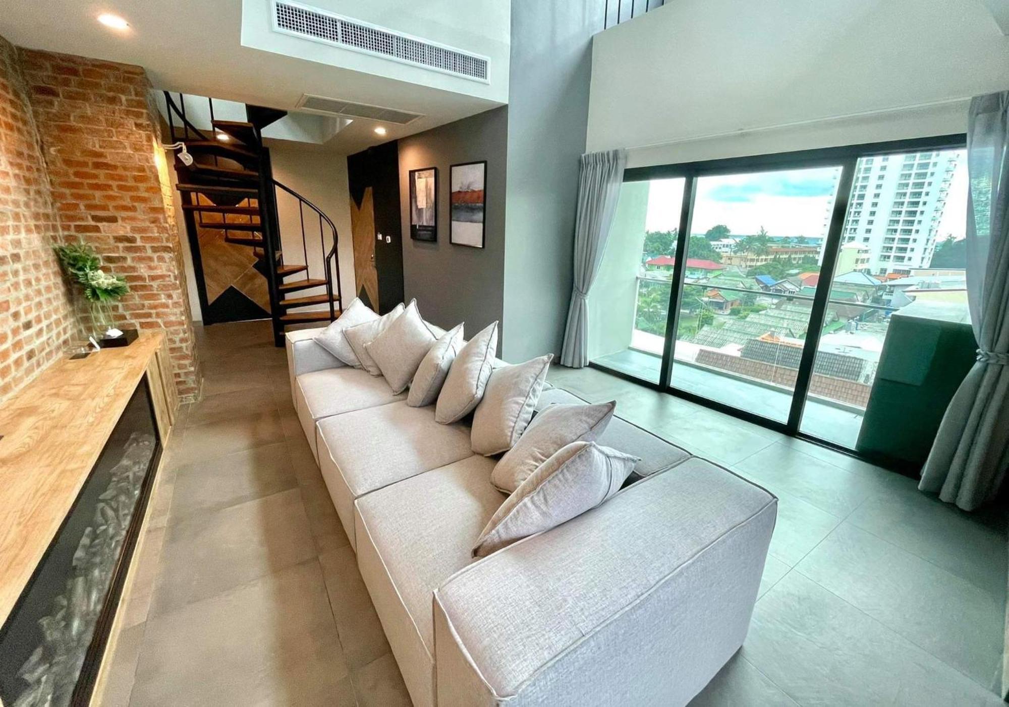 Room Actually Service Apartment Karon Exterior foto